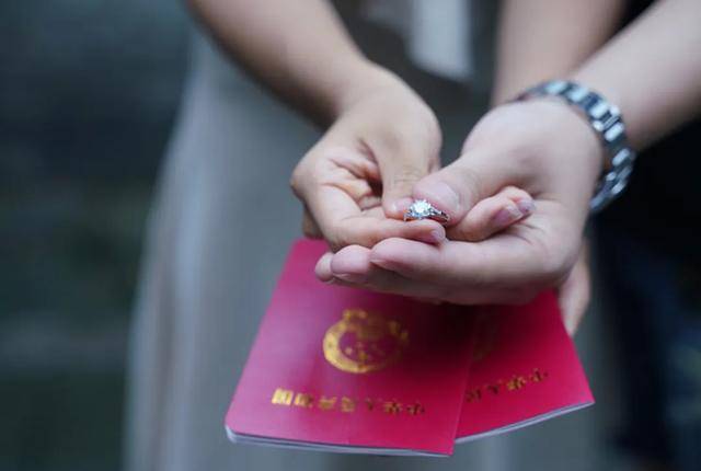 皇冠信用网在哪里开通_“初婚最高奖励4万元”!多地宣布发钱奖励结婚皇冠信用网在哪里开通,有可能追回?