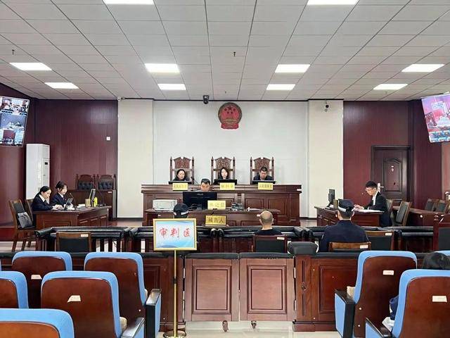 皇冠信用网怎么注册_偷偷将村民银行卡与自己微信绑定皇冠信用网怎么注册,贵州一村委原副主任盗刷村民低保金获刑