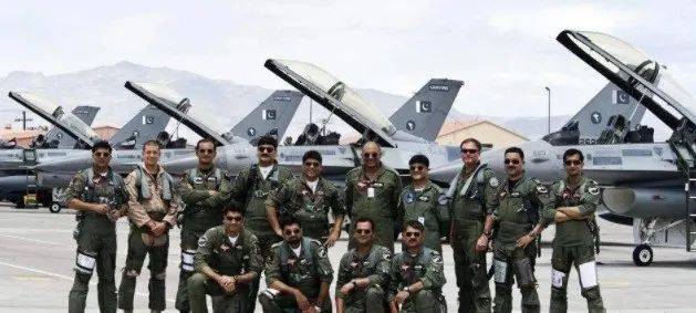 皇冠信用网正版开户_巴五大基地凌晨被炸皇冠信用网正版开户，红旗导弹拦截失败！印度背后有高人指点？