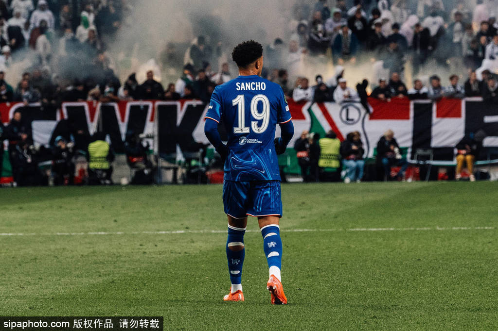 马摩洛迪落日v多特蒙德_曼联尤文惊天互换！桑乔换弗拉霍维奇马摩洛迪落日v多特蒙德，1700万拒约引爆转会市场