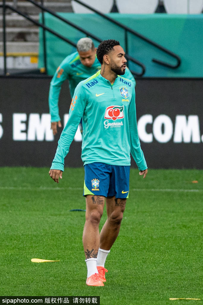 NBL1女子篮球联赛_6300万镑!姆贝乌莫转会曼联获批准NBL1女子篮球联赛,红魔抢人大战即将收官?