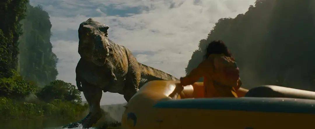 皇冠登3新2管理_两天破亿!观众边骂边看的《侏罗纪世界:重生》皇冠登3新2管理,为何还是暑期档票房收割机?