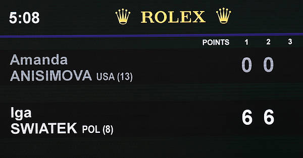 墨西哥足球_温网｜女单决赛两个6比0墨西哥足球！斯瓦泰克在最不擅长的场地赢得最极致的胜利