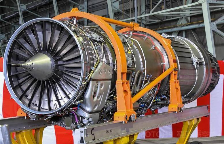 皇冠信用网需要押金吗_央视亲自曝光皇冠信用网需要押金吗，十几人推着歼-16发动机出镜，新太行早已脱胎换骨