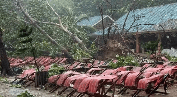 皇冠信用网代理_中国女游客被砸身亡!女儿崩溃:原定明天回国皇冠信用网代理,刚退休的年纪,意外先到了!