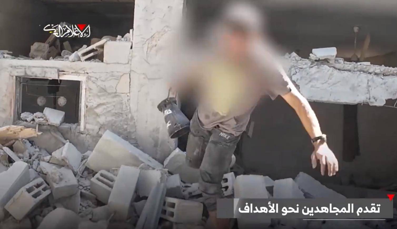 皇冠信用网登1代理 _温压弹深夜凌空爆炸皇冠信用网登1代理 ，以色列要打，敢死队奉陪到底：炸弹突袭坦克