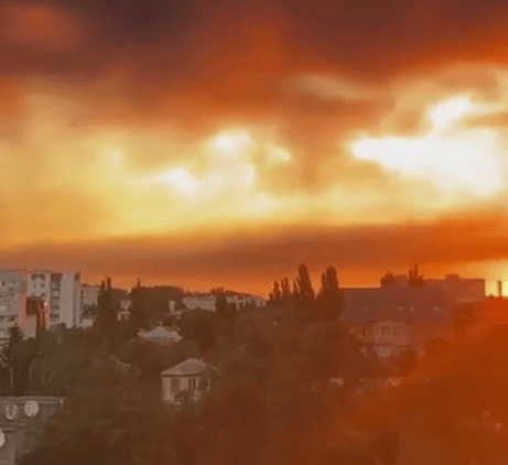 皇冠信用网押金多少
_报复不隔夜!仅24小时皇冠信用网押金多少
,俄军炸碎阿塞拜疆投资,17个油罐被毁引发国际关注