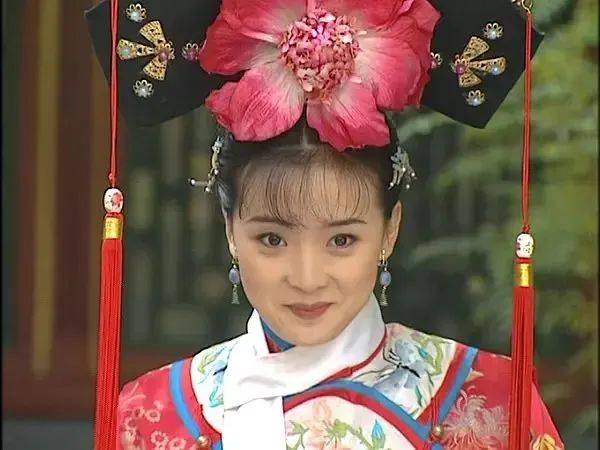 皇冠信用网_“晴格格”王艳直播带货保健品皇冠信用网，两场卖了3000多万元！曾被曝住亿元豪宅；富豪丈夫已被“限高”，公司被典当行追债