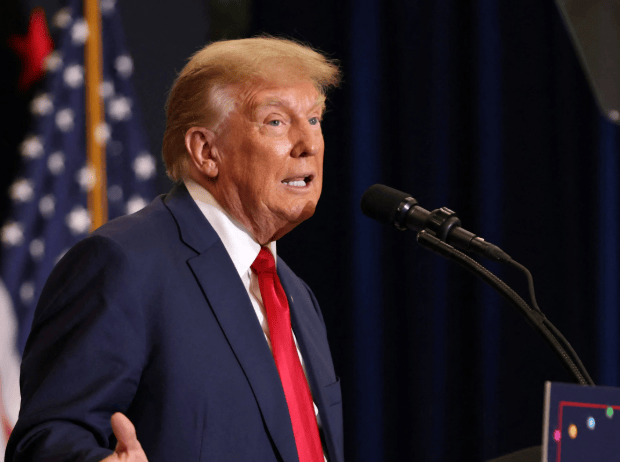 艾里斯vs阿波罗利马素尔
_中方将用70分钟大阅兵艾里斯vs阿波罗利马素尔
,让西方各国认清差距,难怪特朗普不来中国,还要在白宫见一位贵客?