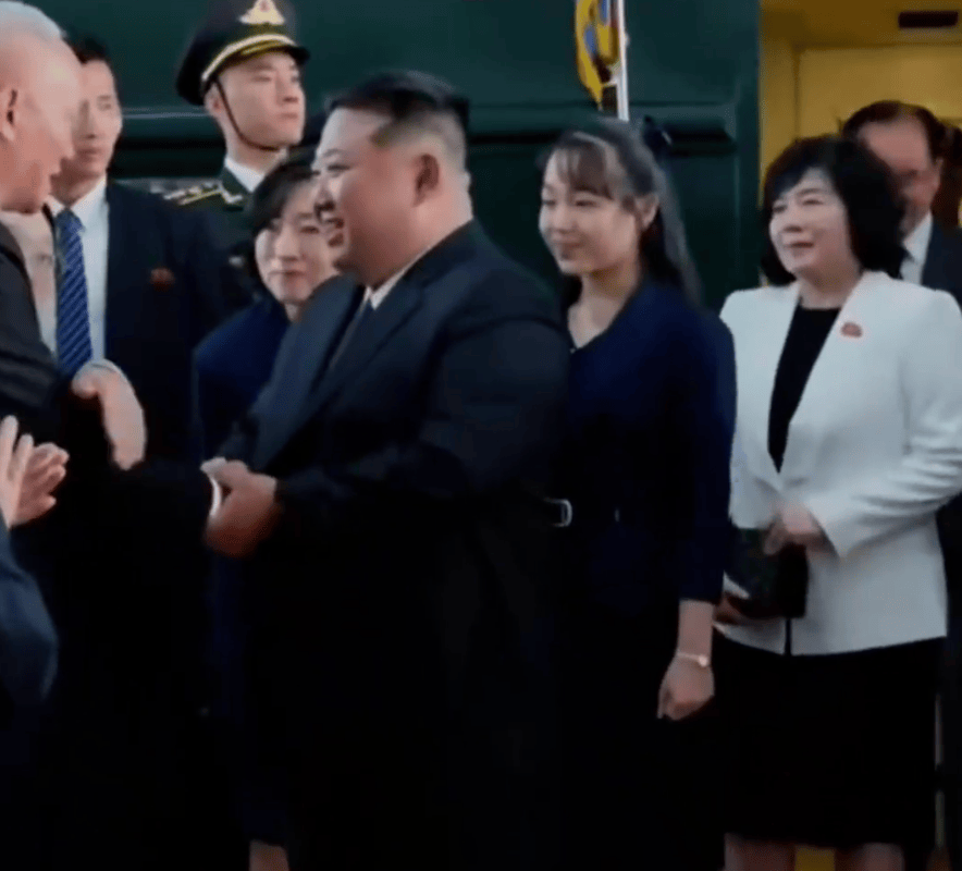 西班牙甲组联赛_朝鲜电视台播出金正恩出席九三阅兵纪录片西班牙甲组联赛,诸多场景首次披露