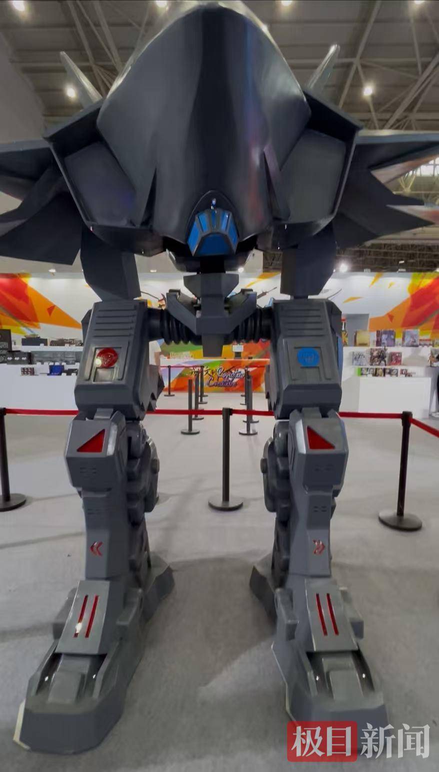 皇冠信用网代理注册_弹出福建舰皇冠信用网代理注册，变身“机器人”！歼-35战机机甲重磅亮相