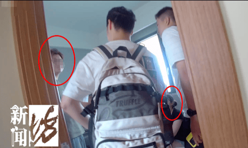 皇冠足球管理平台出租_上海警方抓获一家5口！夫妻先偷摸卖这种服务皇冠足球管理平台出租，再拉弟弟弟媳入伙……