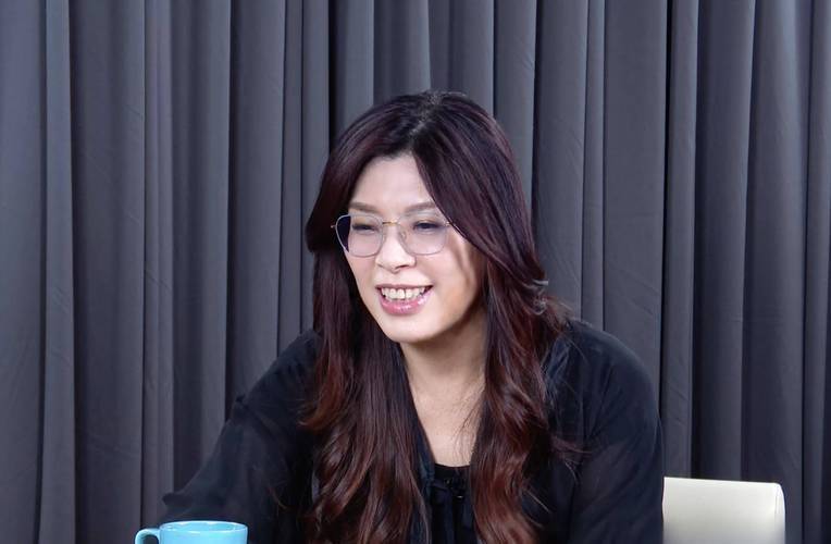 皇冠信用網申请条件_台岛权力格局生变！郑丽文提特殊统一方式皇冠信用網申请条件，美西方“驻台代表”排队求见，对外释放信号强烈