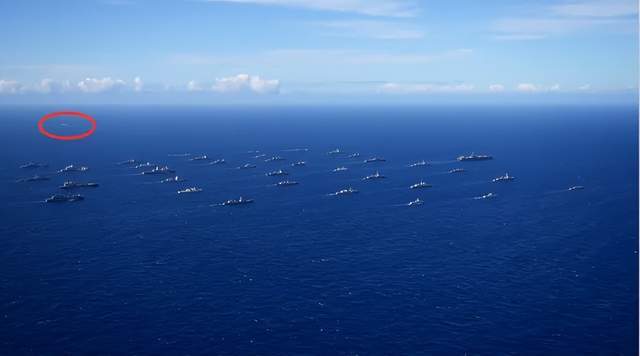 皇冠信用网站_美国纪录片：看到中国815舰一过来皇冠信用网站，吓的美军全舰禁用手机和蓝牙