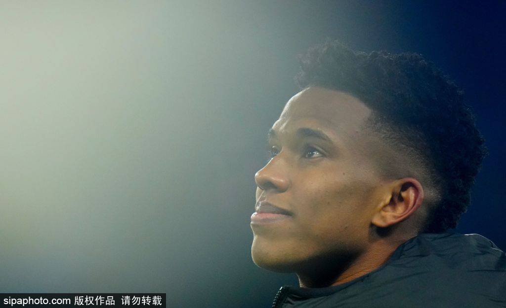 新2备用网址_切尔西的2025年噩梦:安德雷-桑托斯或成离队关键