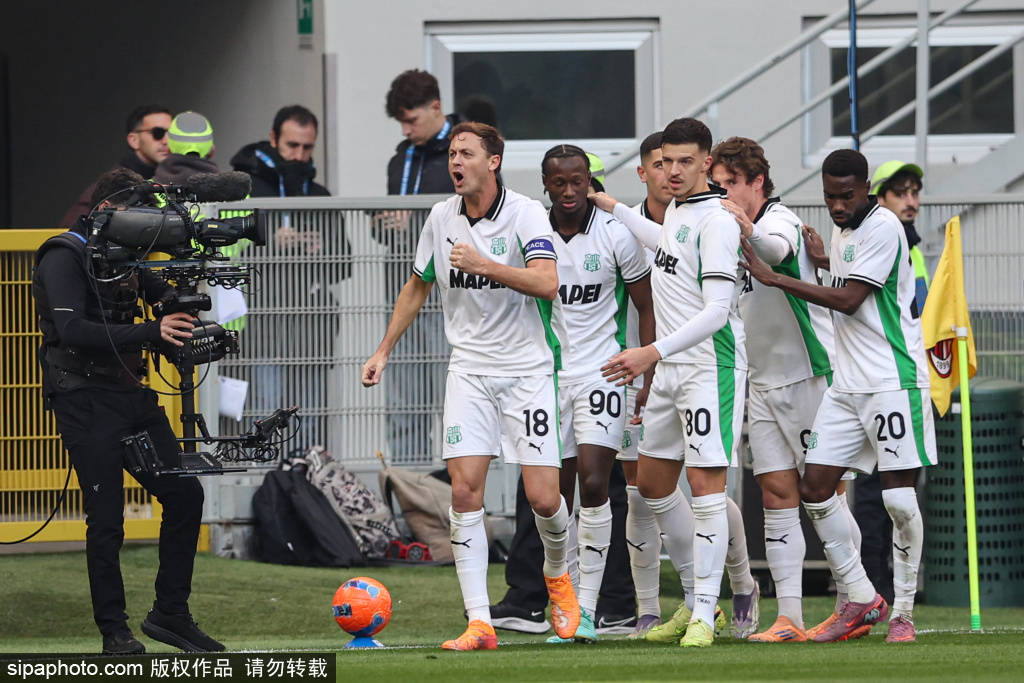 皇冠信用网怎么代理_3-0领先终于能休息了!莫德里奇第70分钟被换下皇冠信用网怎么代理,亚沙里替补登场