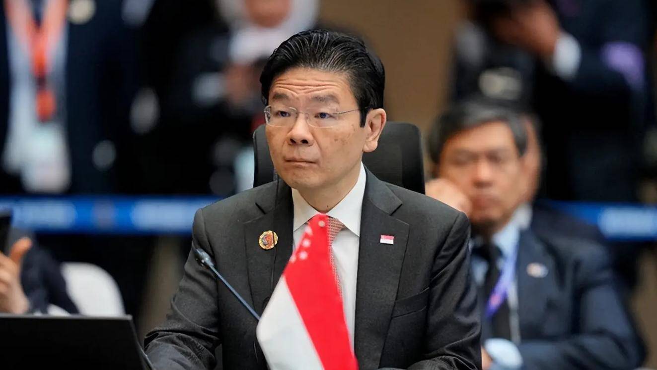 正版皇冠信用网代理_新加坡总理黄循财表态:绝不让中国从这个国家多拿走一片芯片