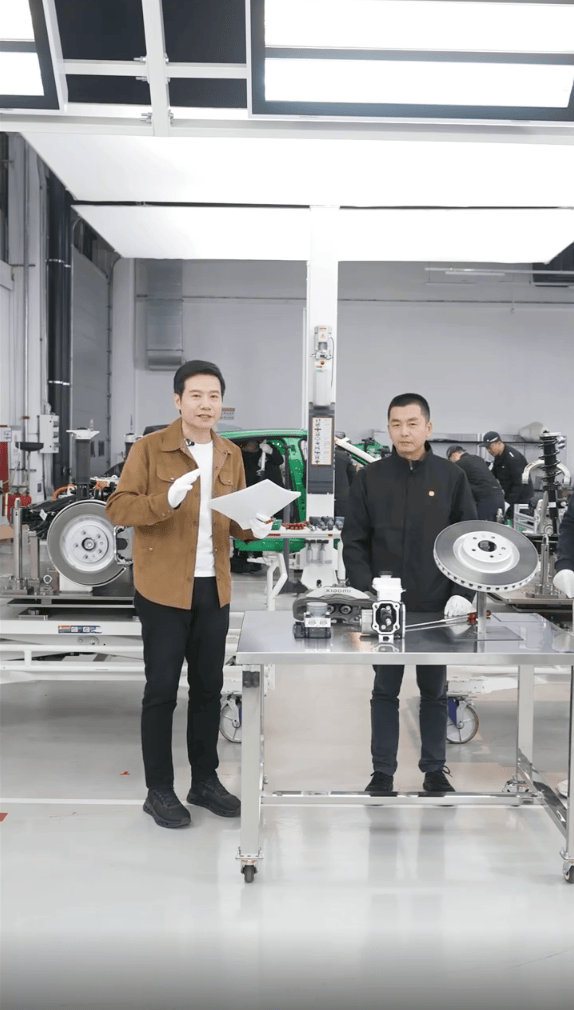 皇冠信用网平台出租_雷军直播皇冠信用网平台出租,现场拆小米YU7!