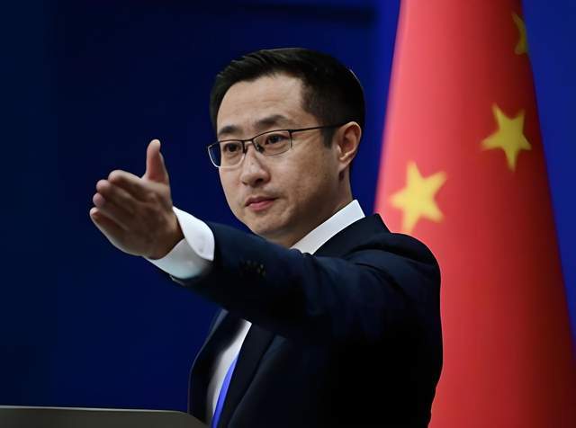 皇冠信用网申请_泽连斯基制裁9家中企皇冠信用网申请,中方反制箭在弦上,乌克兰求锤得锤不远了