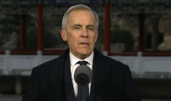 皇冠信用网最高占成_美国商务部长放话:跟中国走近皇冠信用网最高占成,特朗普能让加拿大好过?