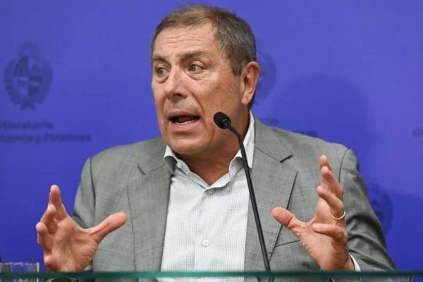 足球比赛外围买球网站_乌拉圭部长:美国逼我们切断对华贸易足球比赛外围买球网站,压力山大